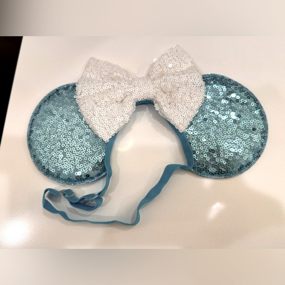 Sequin Blue and White Elastic Headband
